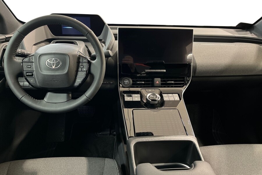 Toyota bZ4X vaihtoauto