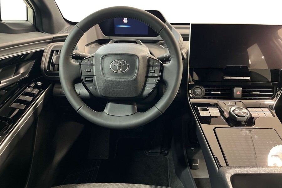 Toyota bZ4X vaihtoauto