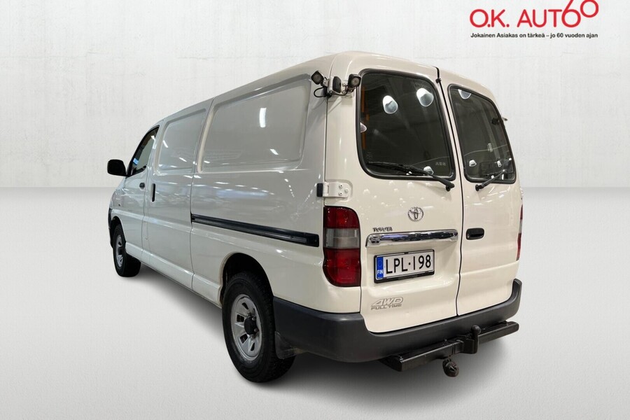 Toyota Hiace vaihtoauto