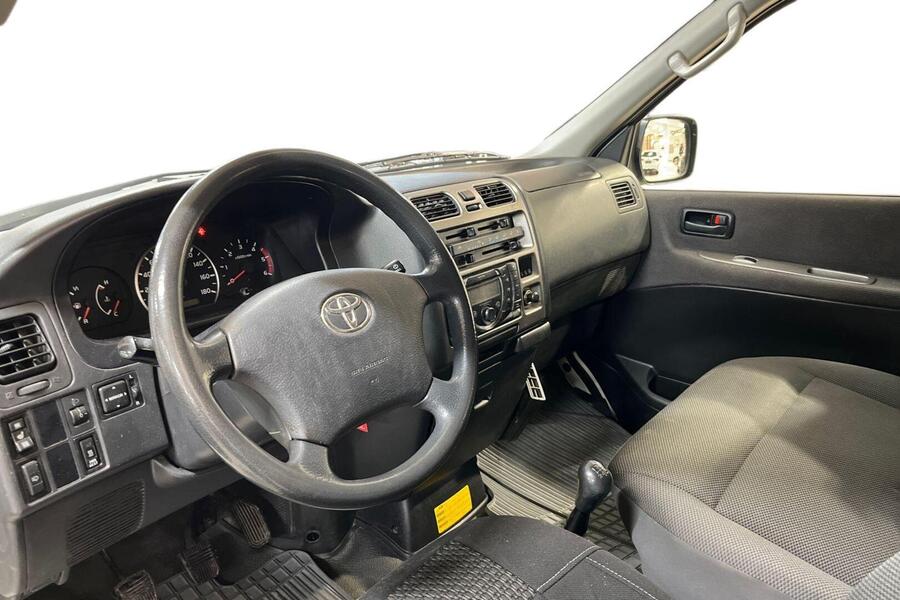 Toyota Hiace vaihtoauto