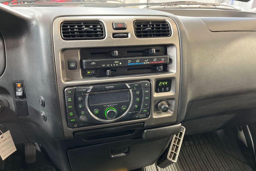 Toyota Hiace vaihtoauto