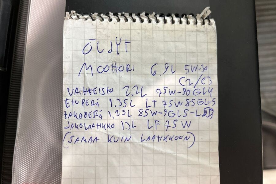 Toyota Hiace vaihtoauto