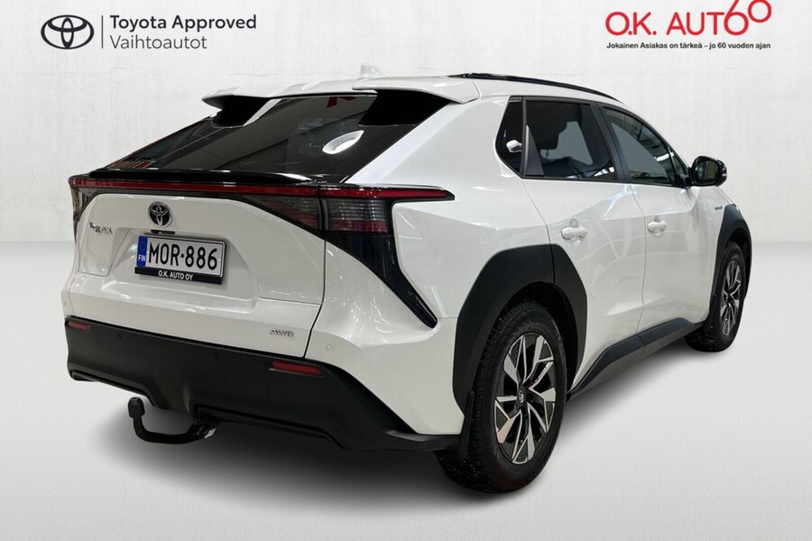 Toyota bZ4X vaihtoauto