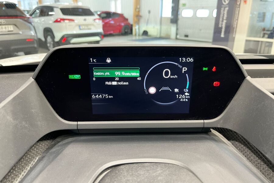 Toyota bZ4X vaihtoauto