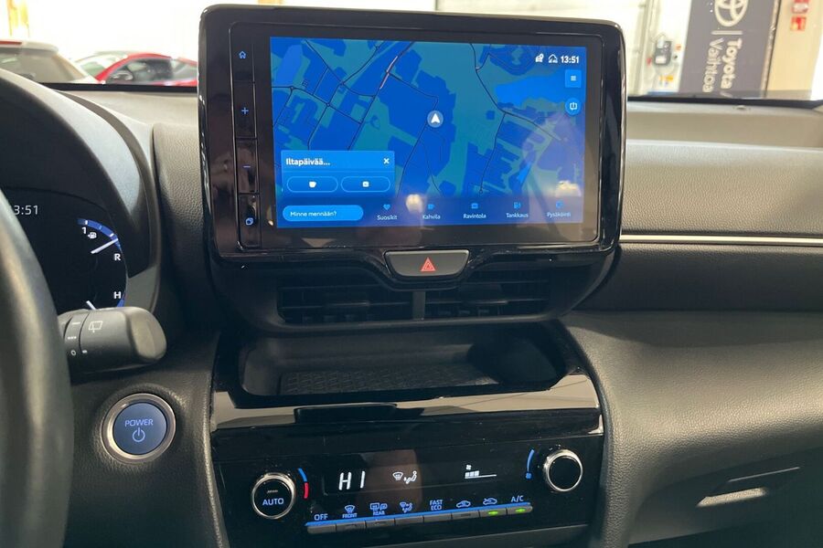 Toyota Yaris Cross vaihtoauto