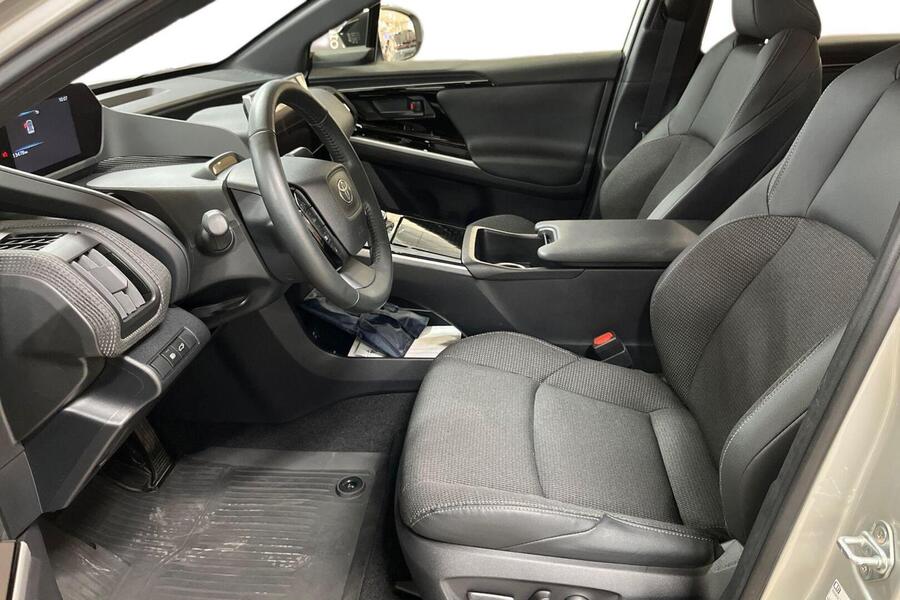 Toyota bZ4X vaihtoauto