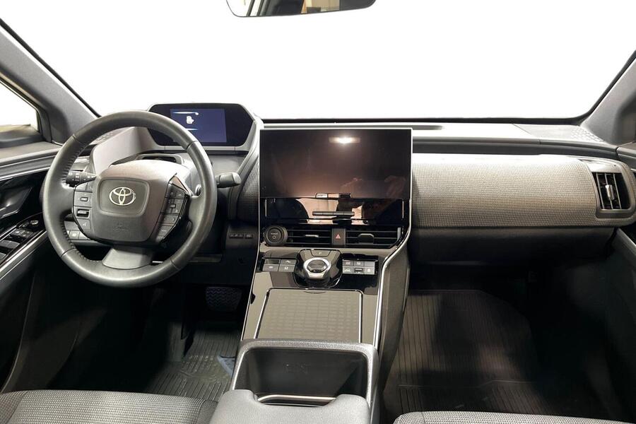 Toyota bZ4X vaihtoauto