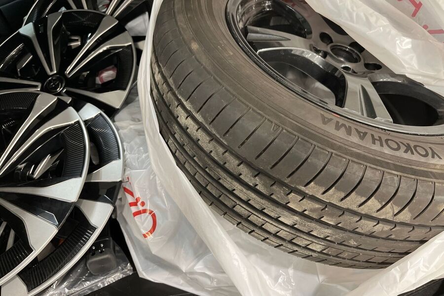 Toyota bZ4X vaihtoauto