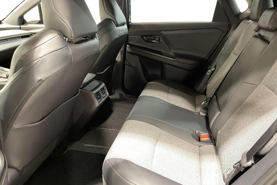 Toyota bZ4X vaihtoauto