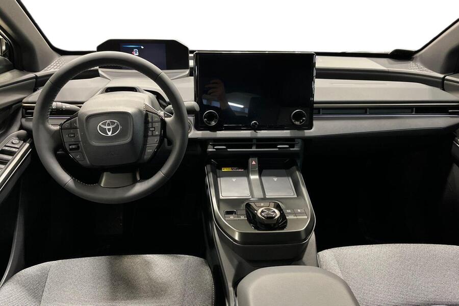 Toyota bZ4X vaihtoauto