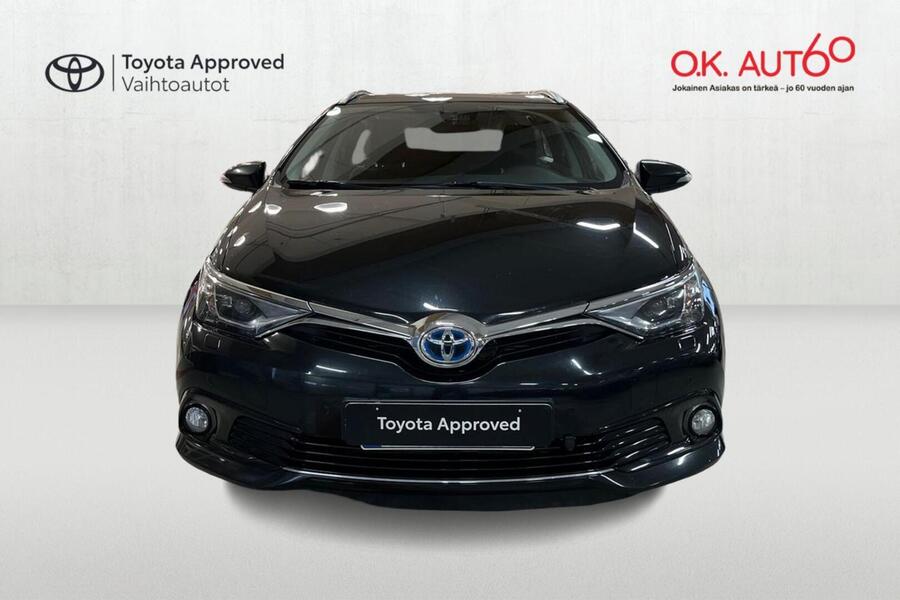 Toyota Auris vaihtoauto