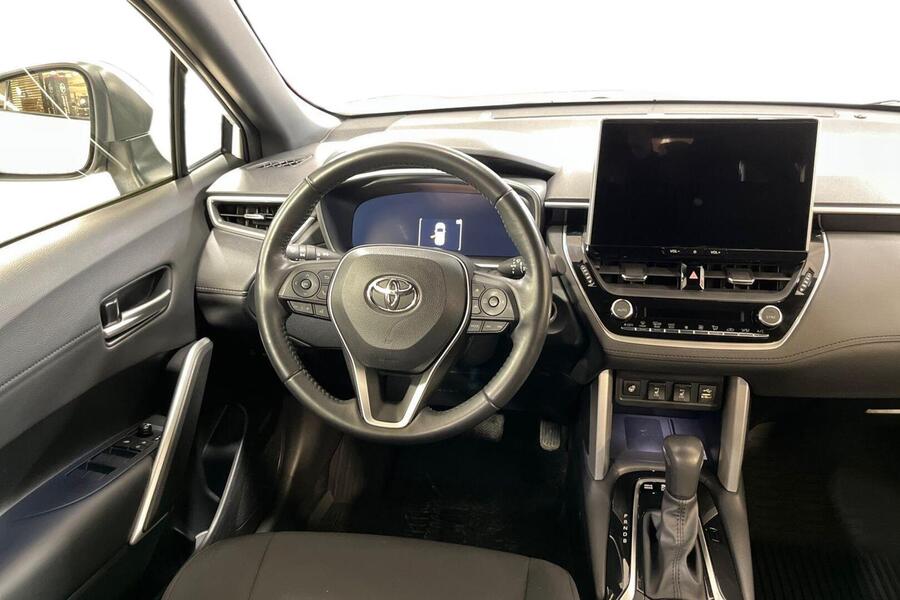 Toyota Corolla Cross vaihtoauto