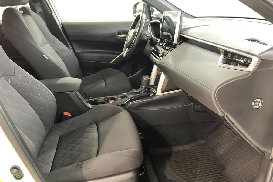 Toyota Corolla Cross vaihtoauto