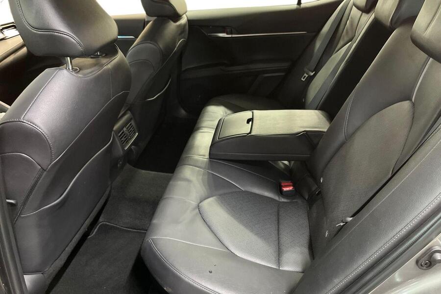 Toyota Camry vaihtoauto