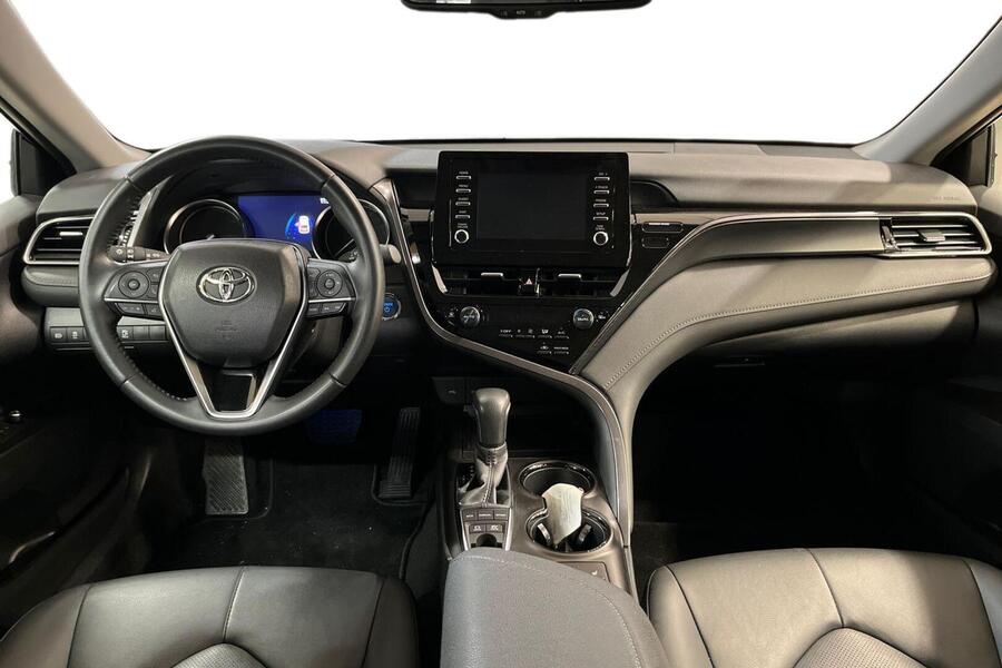 Toyota Camry vaihtoauto