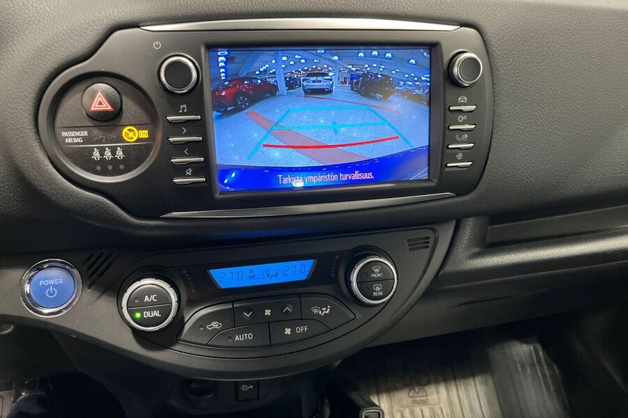 Toyota Yaris vaihtoauto