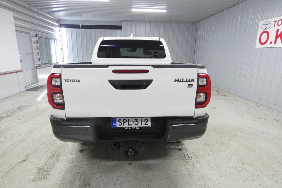 Toyota Hilux vaihtoauto