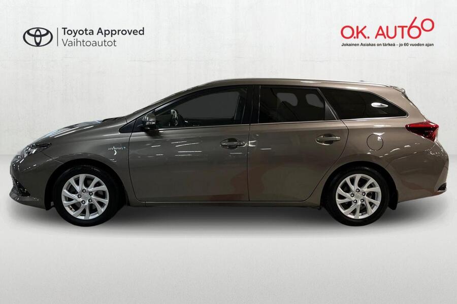 Toyota Auris vaihtoauto