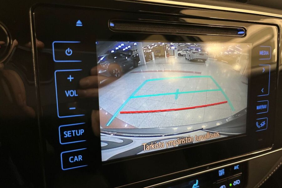 Toyota Auris vaihtoauto