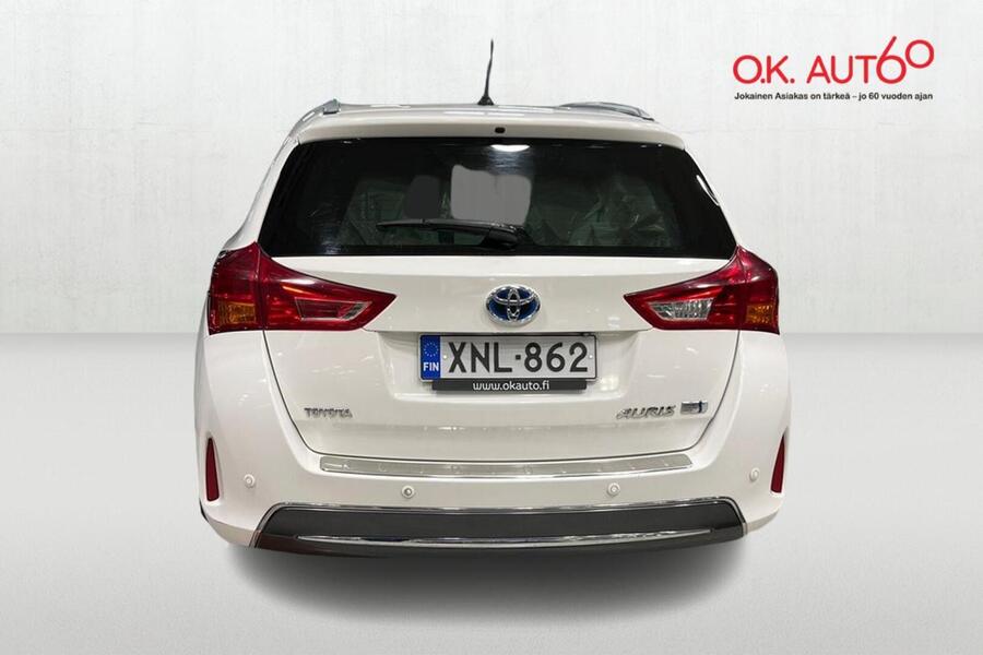 Toyota Auris vaihtoauto