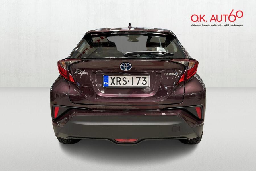 Toyota C-HR vaihtoauto