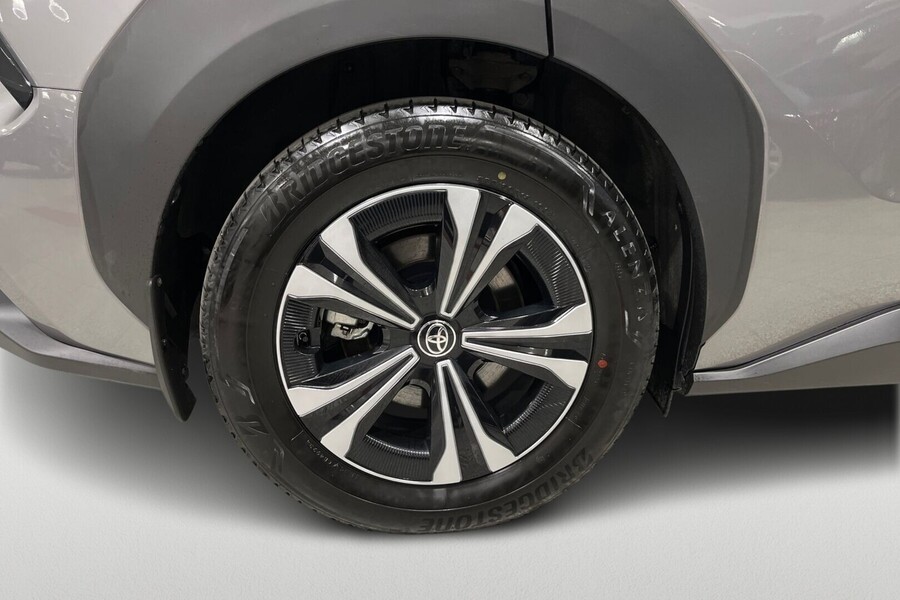 Toyota bZ4X vaihtoauto