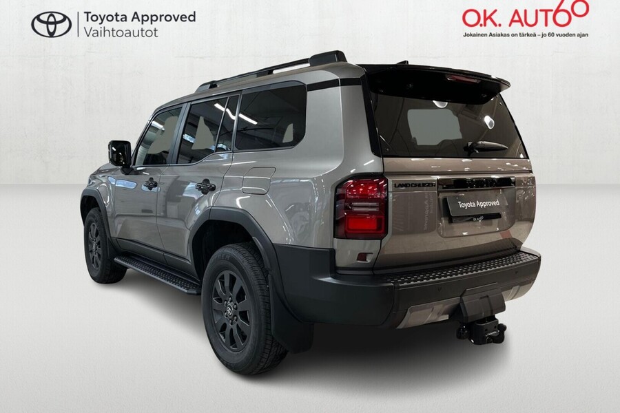 Toyota Land Cruiser vaihtoauto