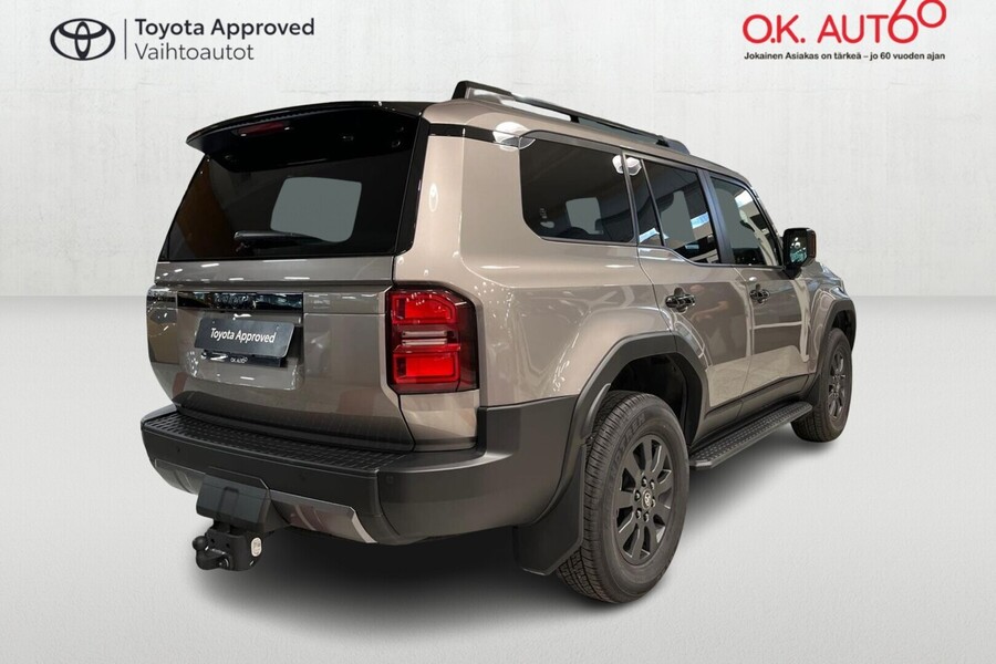 Toyota Land Cruiser vaihtoauto