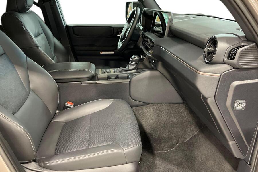 Toyota Land Cruiser vaihtoauto