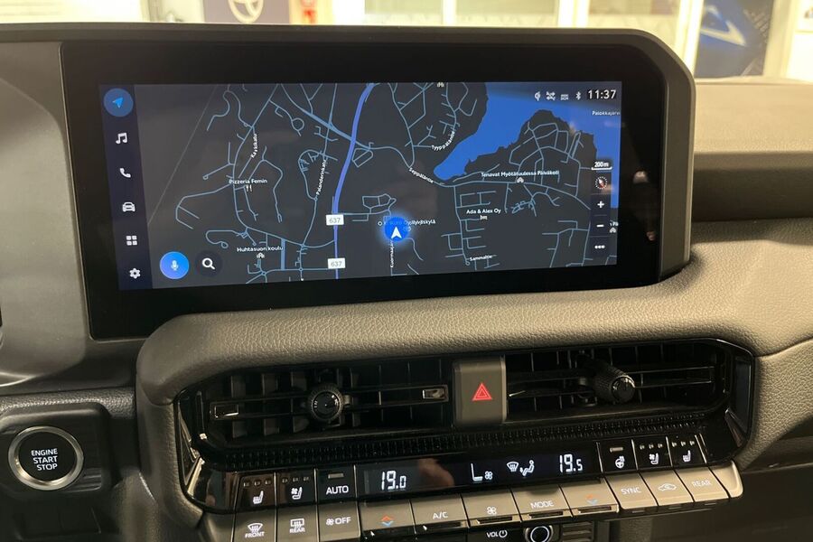 Toyota Land Cruiser vaihtoauto