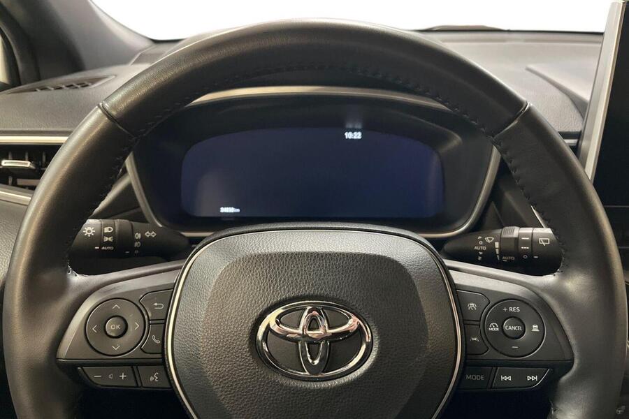 Toyota Corolla Cross vaihtoauto