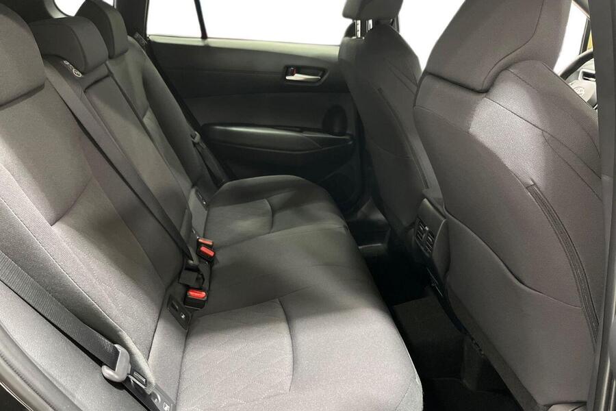 Toyota Corolla Cross vaihtoauto