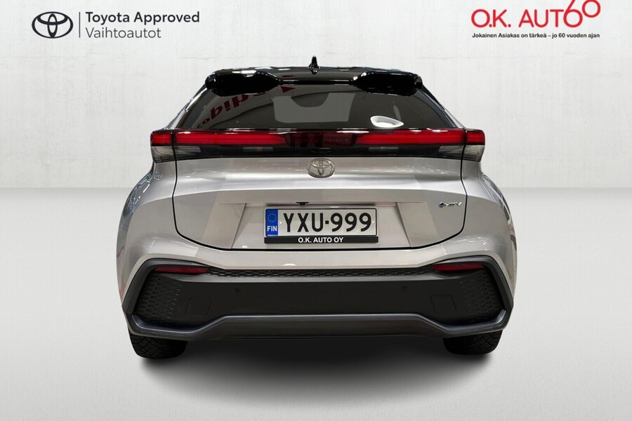 Toyota C-HR vaihtoauto