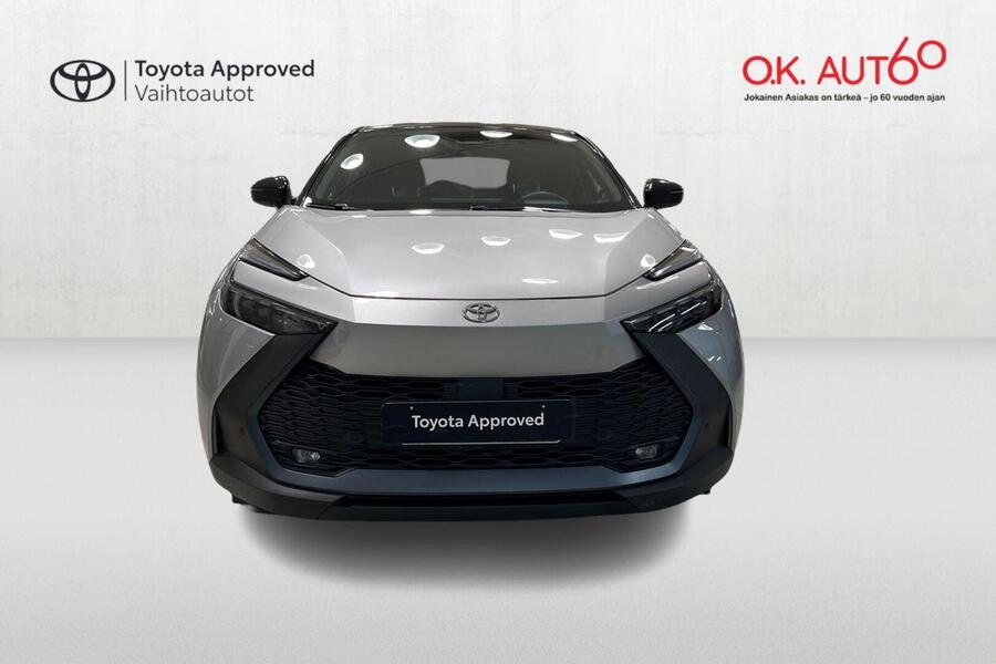 Toyota C-HR vaihtoauto