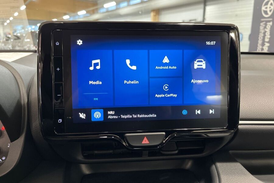 Toyota Yaris vaihtoauto