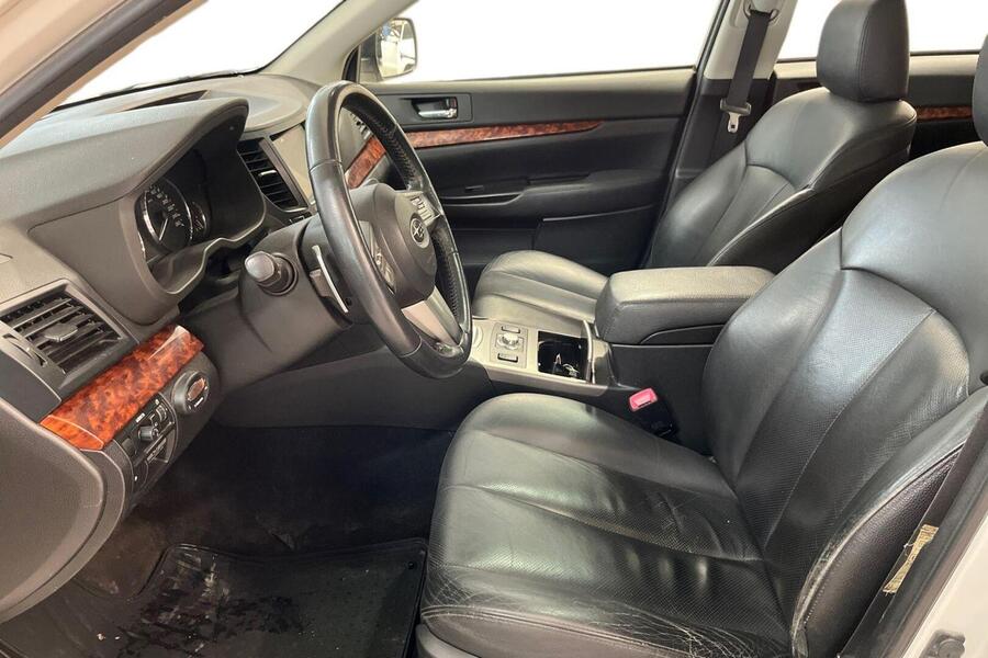 Subaru Outback vaihtoauto