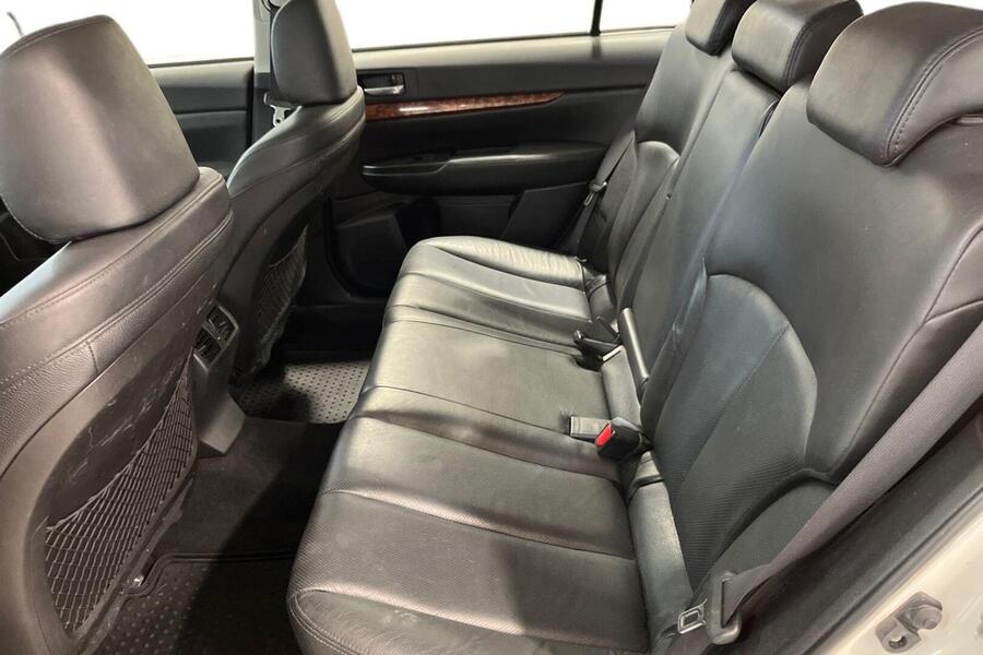 Subaru Outback vaihtoauto