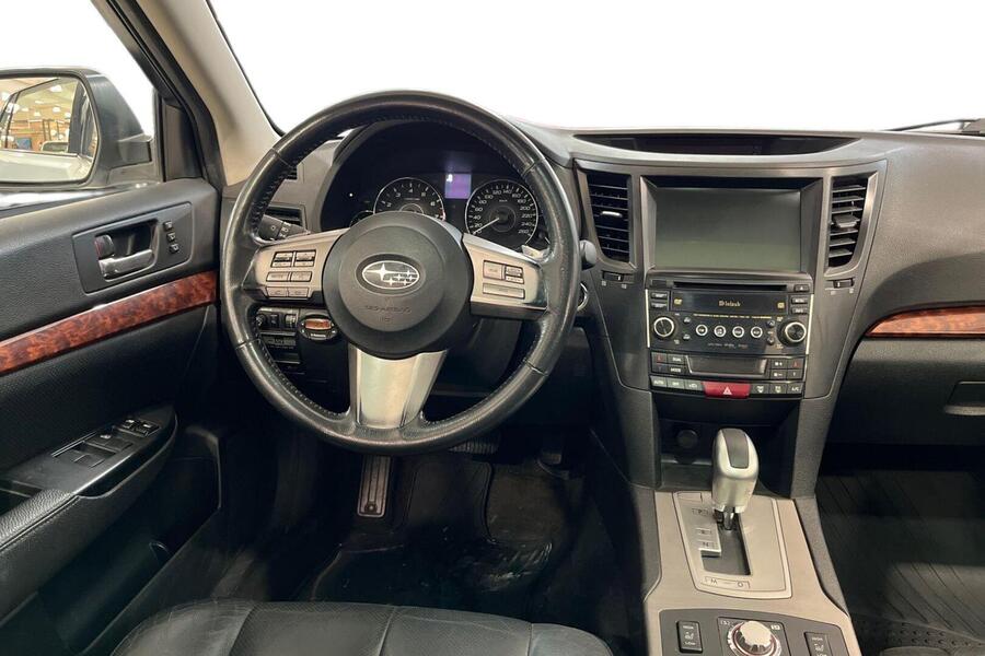 Subaru Outback vaihtoauto