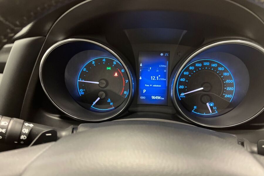 Toyota Auris vaihtoauto