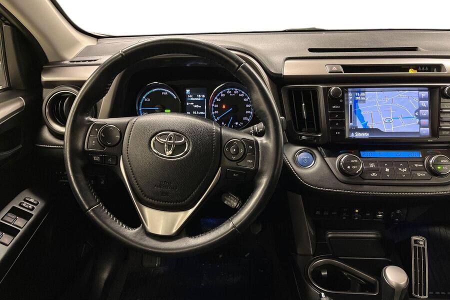 Toyota RAV4 vaihtoauto