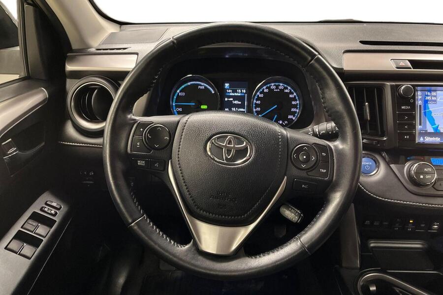 Toyota RAV4 vaihtoauto