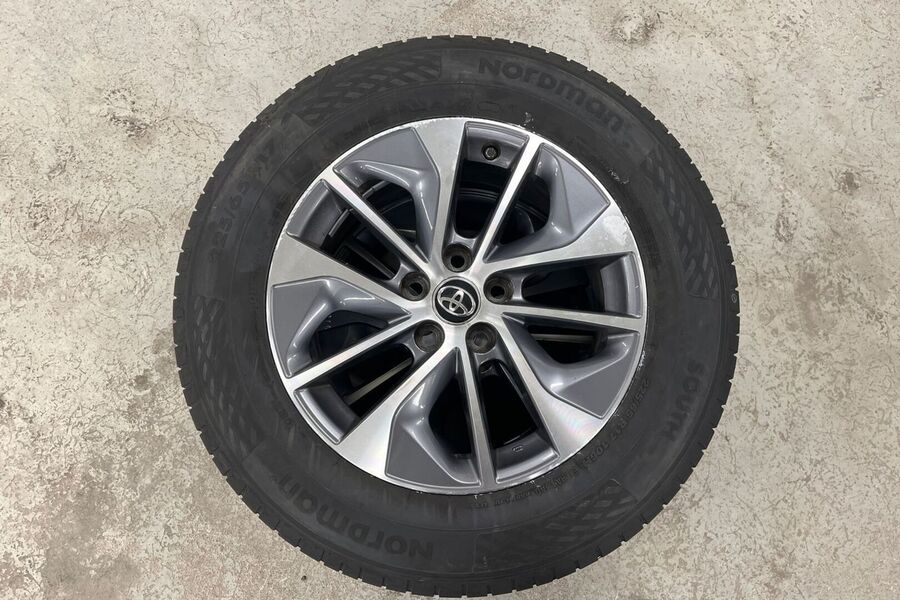 Toyota RAV4 vaihtoauto