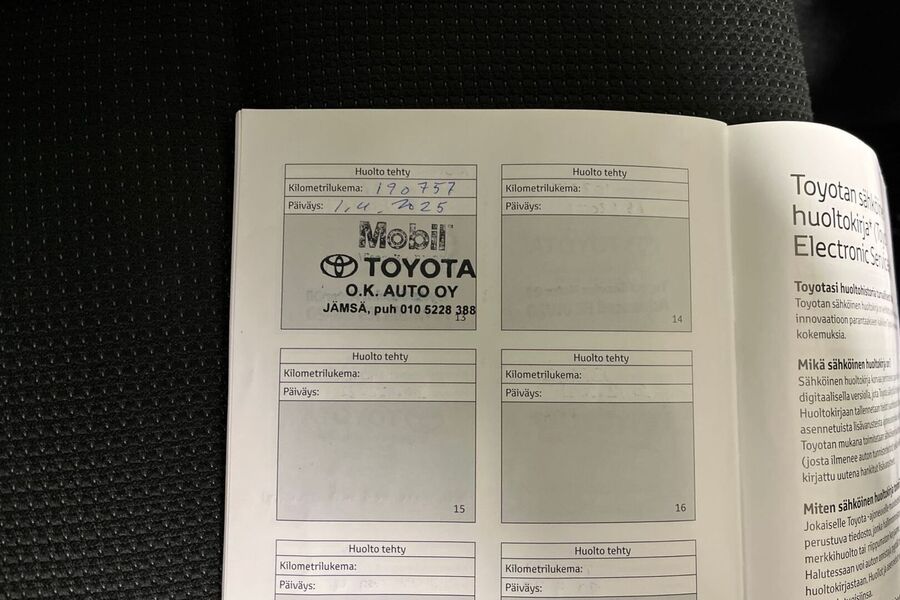 Toyota RAV4 vaihtoauto