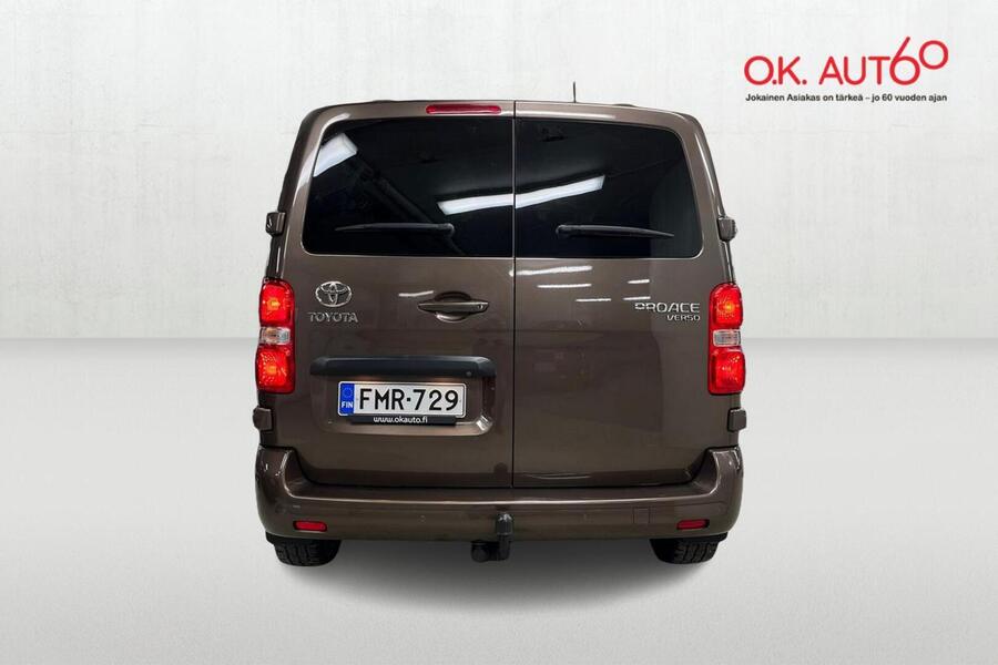 Toyota Proace Verso vaihtoauto