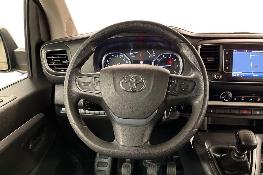 Toyota Proace Verso vaihtoauto