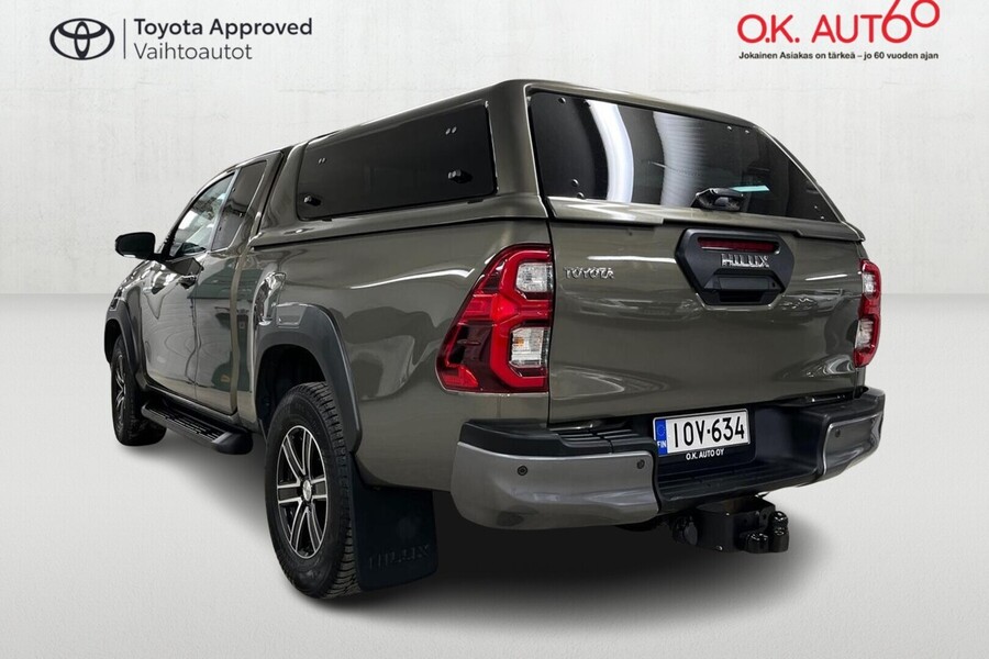 Toyota Hilux vaihtoauto