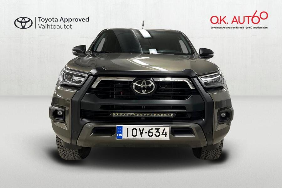 Toyota Hilux vaihtoauto