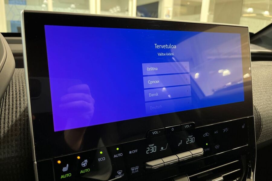 Toyota bZ4X vaihtoauto