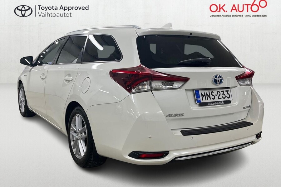 Toyota Auris vaihtoauto