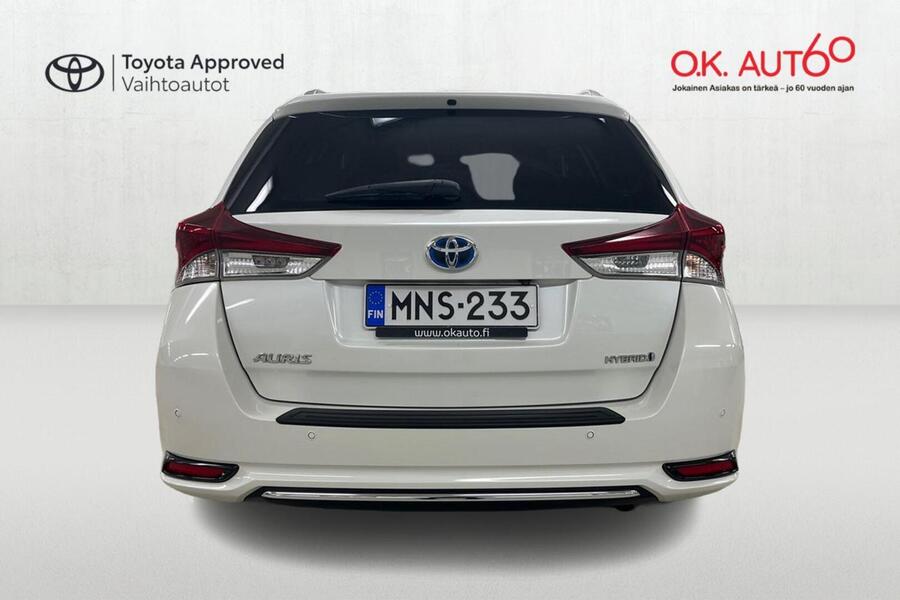 Toyota Auris vaihtoauto